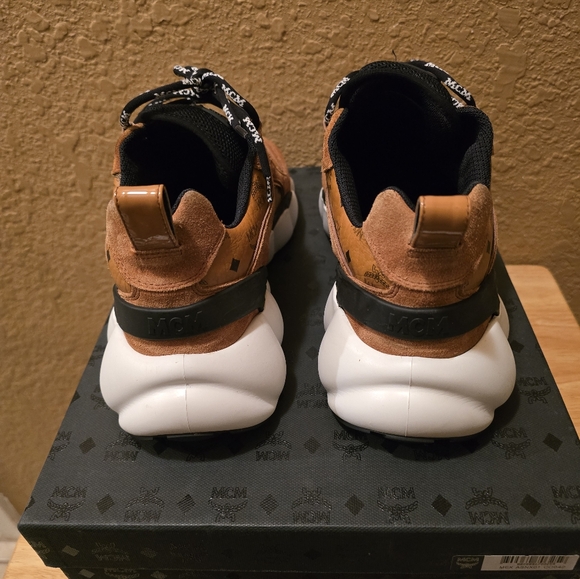 MCM Himmel Sneakers - Picture 3 of 8